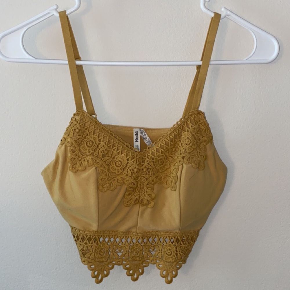 Crop top